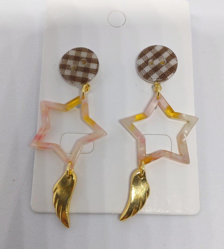 ギンガムボタンのピアス