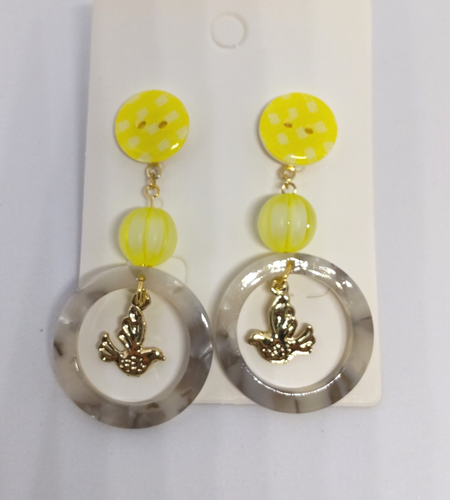 ギンガムボタンのピアス