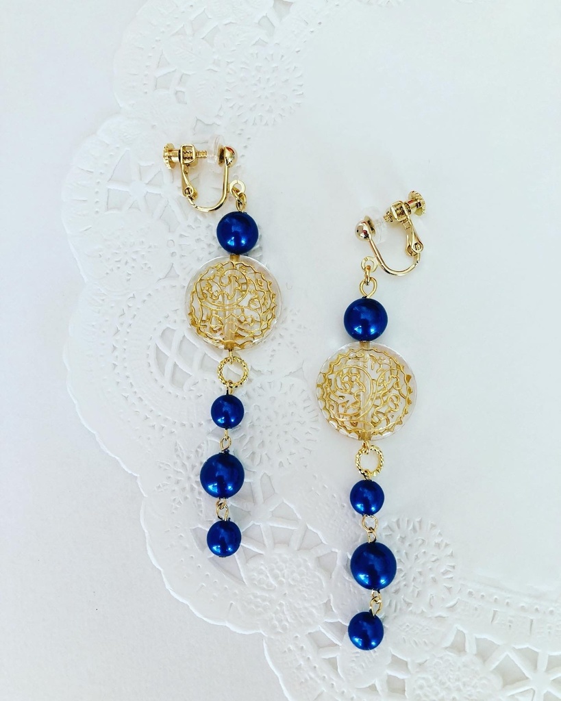 再販ナシ1点もの【短歌《青の真珠》イヤリングB】