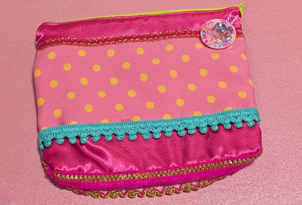 おめかしポーチ（サテン×水玉）