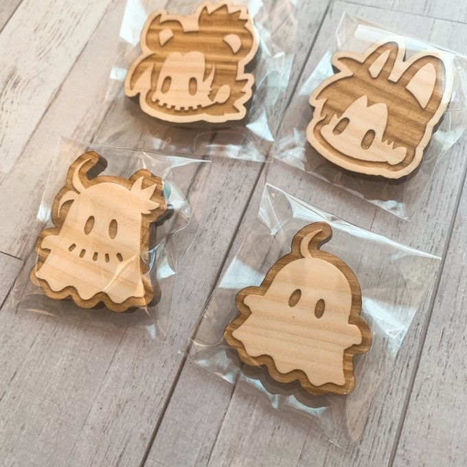 にほへしビスケットウッドバッジ