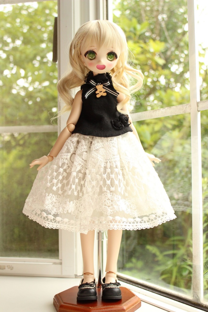 ■KUMAKOちゃん&MDDさん(40cmドール)用 ノースリーブカットソーとレース生地のスカート