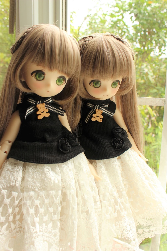 ■KUMAKOちゃん&MDDさん(40cmドール)用 ノースリーブカットソーとレース生地のスカート