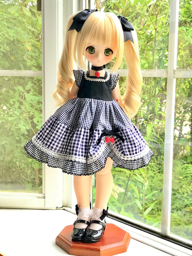 ■KUMAKOちゃん&MDDさん(40cmドール)用ギンガムチェックのティアードワンピース(黒)