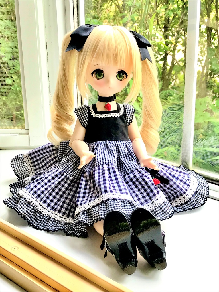 ■KUMAKOちゃん&MDDさん(40cmドール)用ギンガムチェックのティアードワンピース(黒)