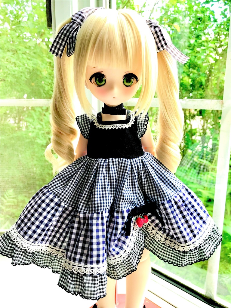 ■KUMAKOちゃん&MDDさん(40cmドール)用ギンガムチェックのティアードワンピース(黒)