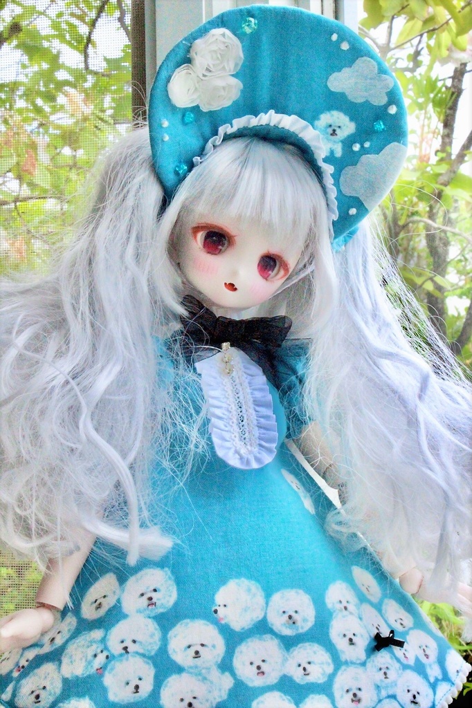 ■KUMAKOちゃん&MDDさん(40cmドール)用わんわんわんこのワンピースセット(朝のひばり(水色))