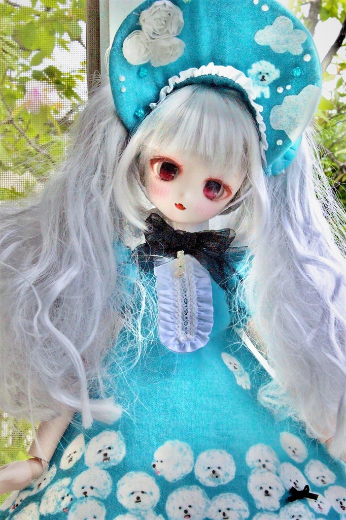 ■KUMAKOちゃん&MDDさん(40cmドール)用わんわんわんこのワンピースセット(朝のひばり(水色))