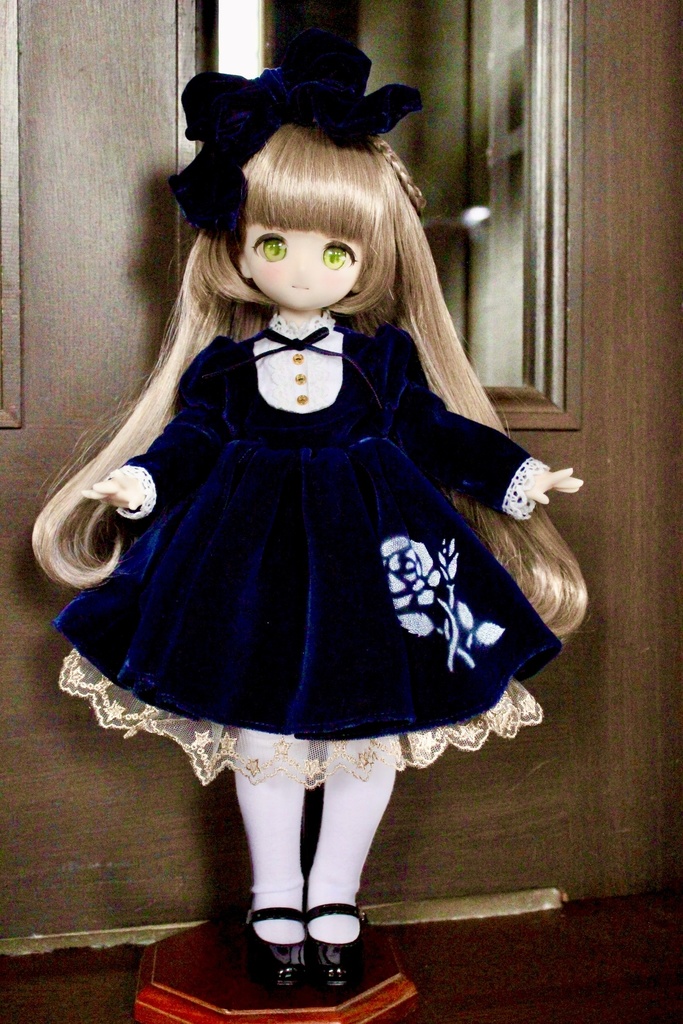 ■KUMAKOちゃん&MDDさん(40cmドール)用 ベルベットドレスセット(ネイビー