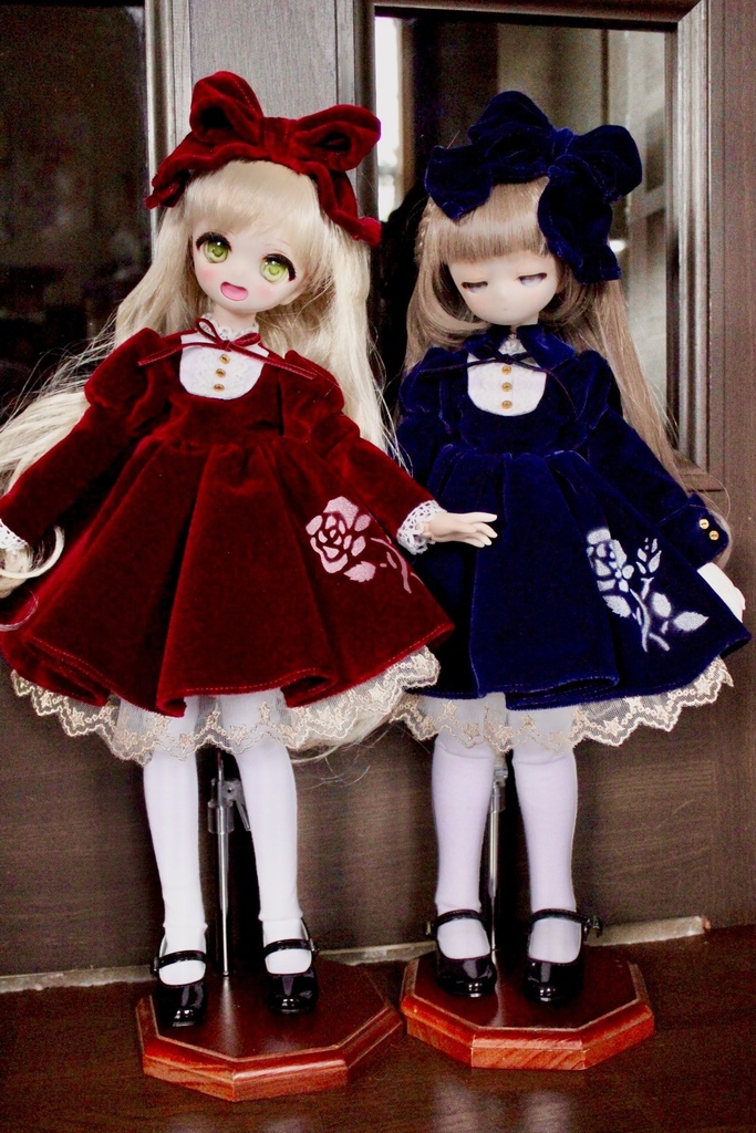 ■KUMAKOちゃん&MDDさん(40cmドール)用 ベルベットドレスセット(ネイビー