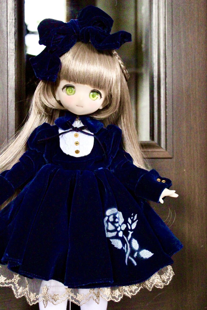 ■KUMAKOちゃん＆MDDさん(40cmドール）用　ベルベットドレスセット(ネイビー