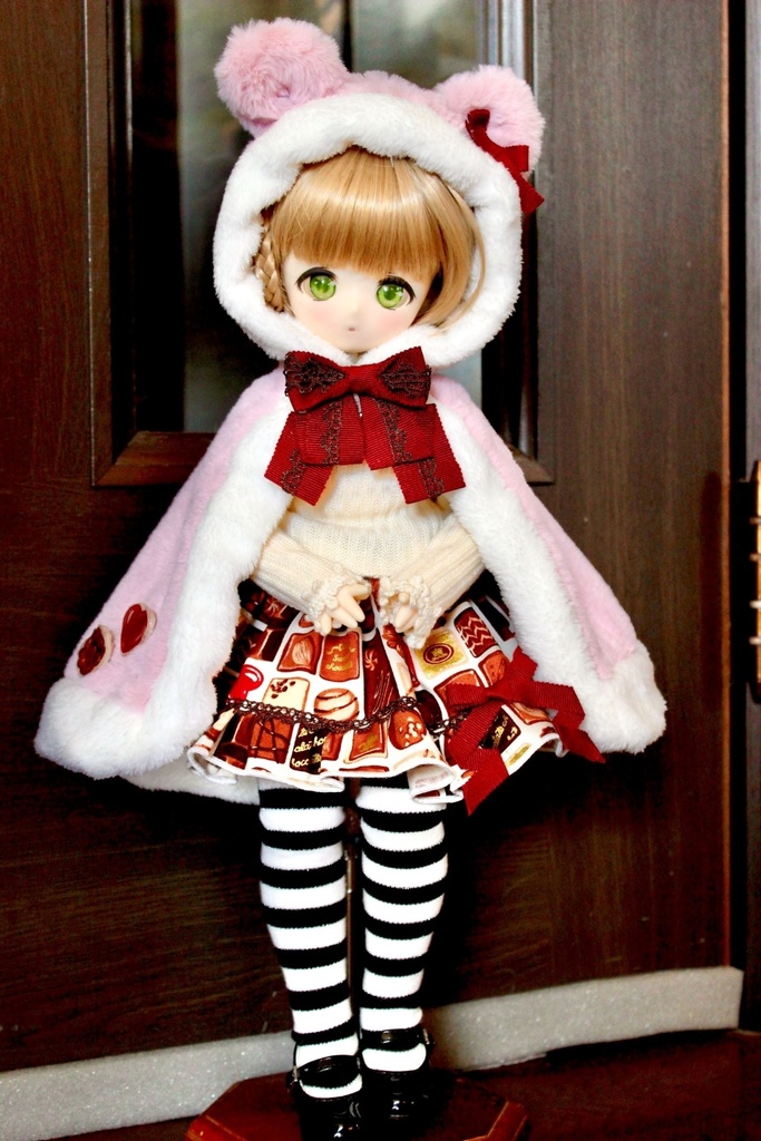 ■KUMAKOちゃん&MDDさん(40cmドール)用くまマント(ストロベリー)