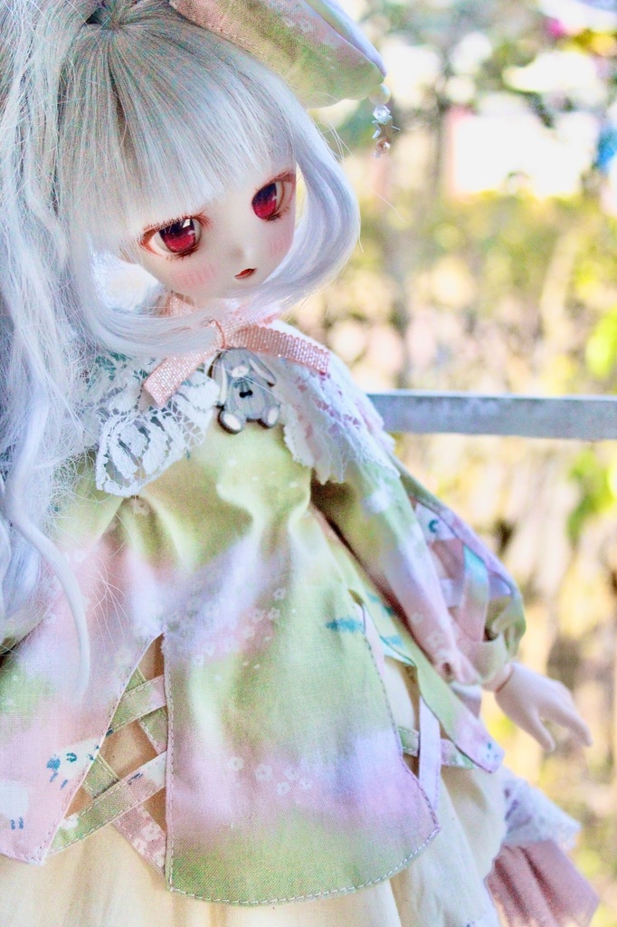 ■KUMAKOちゃん&MDDさん(40cmドール)用 印象派絵描きのお嬢さんセット(春の花畑(グリーン&ピンク))