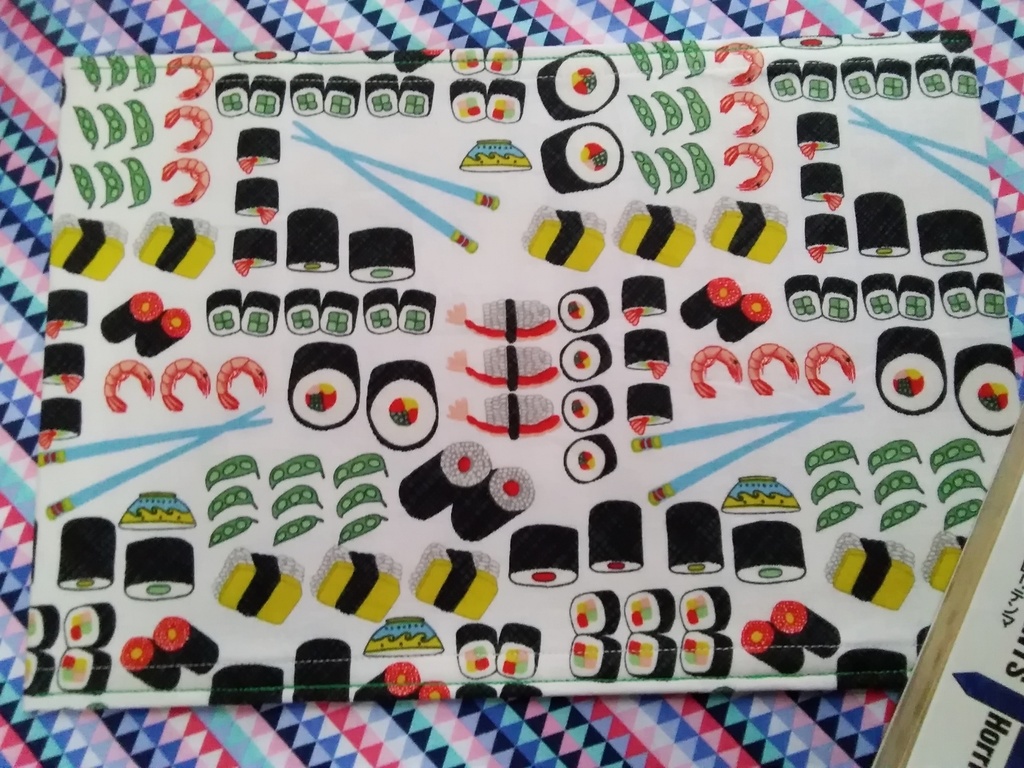 ブックカバー 青年コミックサイズ 【🍣寿司いっぱい🍣】