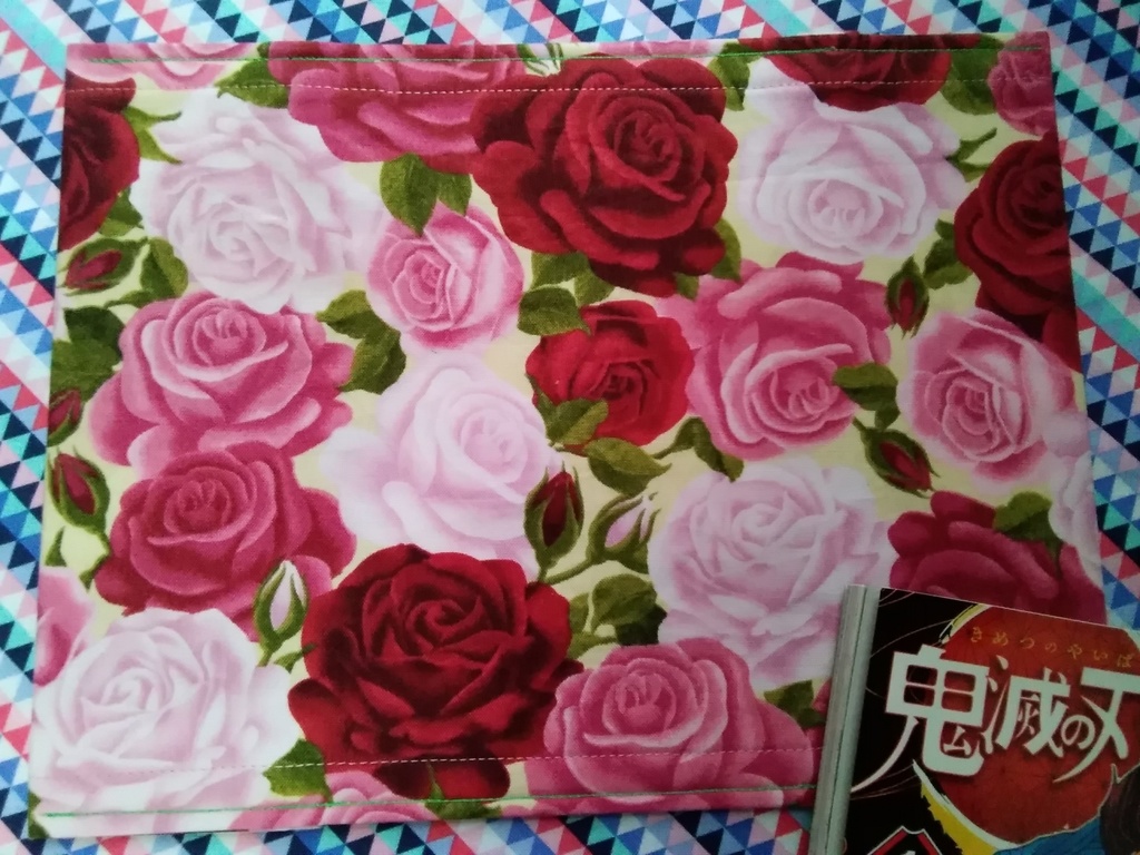 ブックカバー　少年コミックサイズ　【🌹バラ】