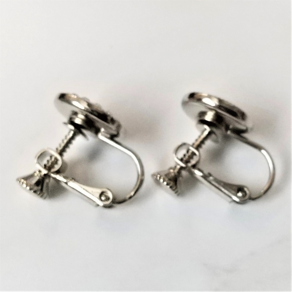 ラウンドイヤリング