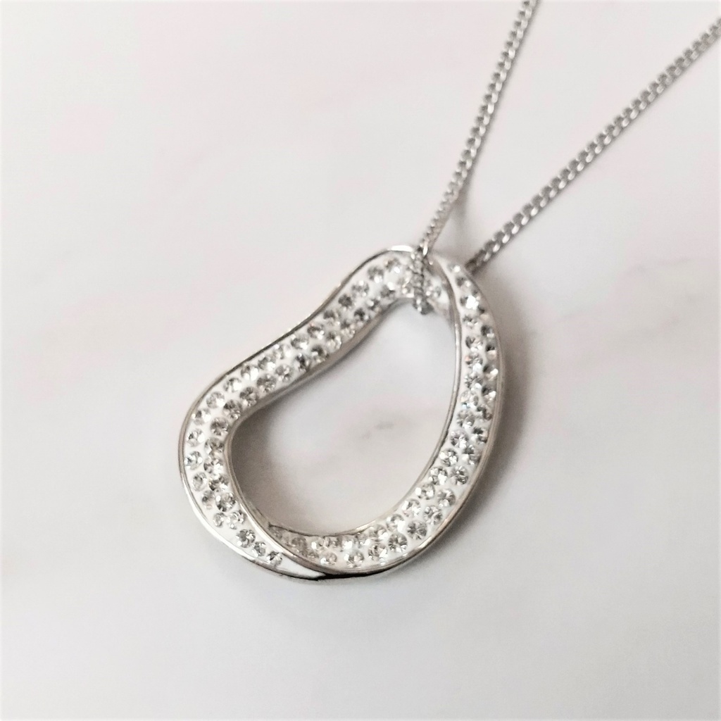 メビウスネックレス