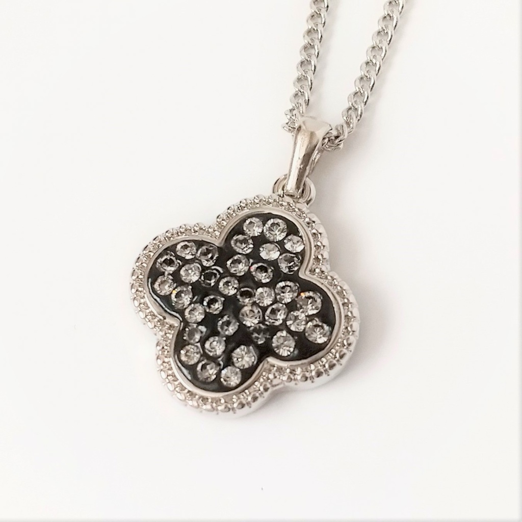 花のネックレス ※訳あり品30%オフ