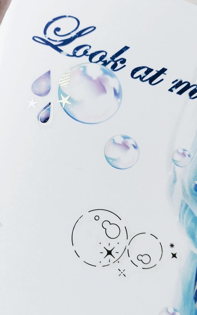 【C105新刊】Look at me!(フリーナ中心コスプレ写真集) 新刊セット/単品