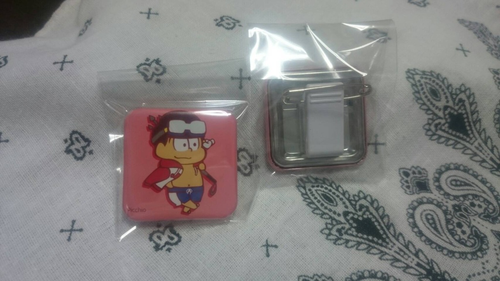 おそ松さん 水着 缶バッジ