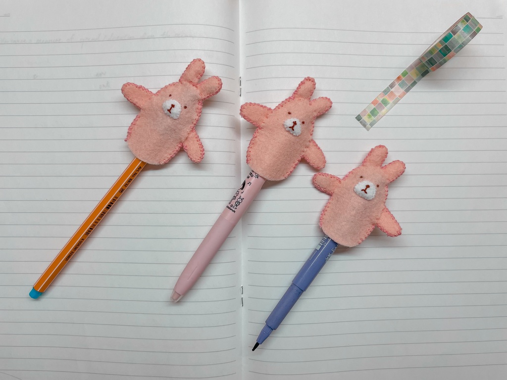 🌸Sakura Rabbit Pen Sleeve (Also Functions as a Finger Puppet)🐰/ 桜うさぎペンスリーブ（指人形としても遊べます）