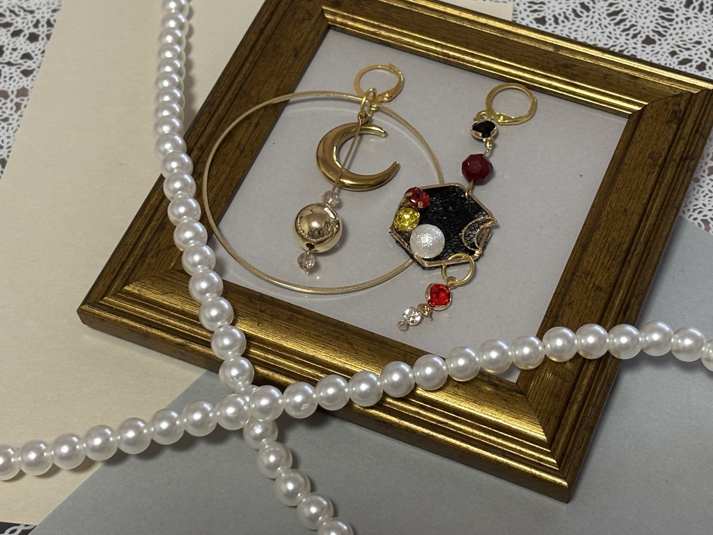 イヤリング・ピアス（ブラッキー）