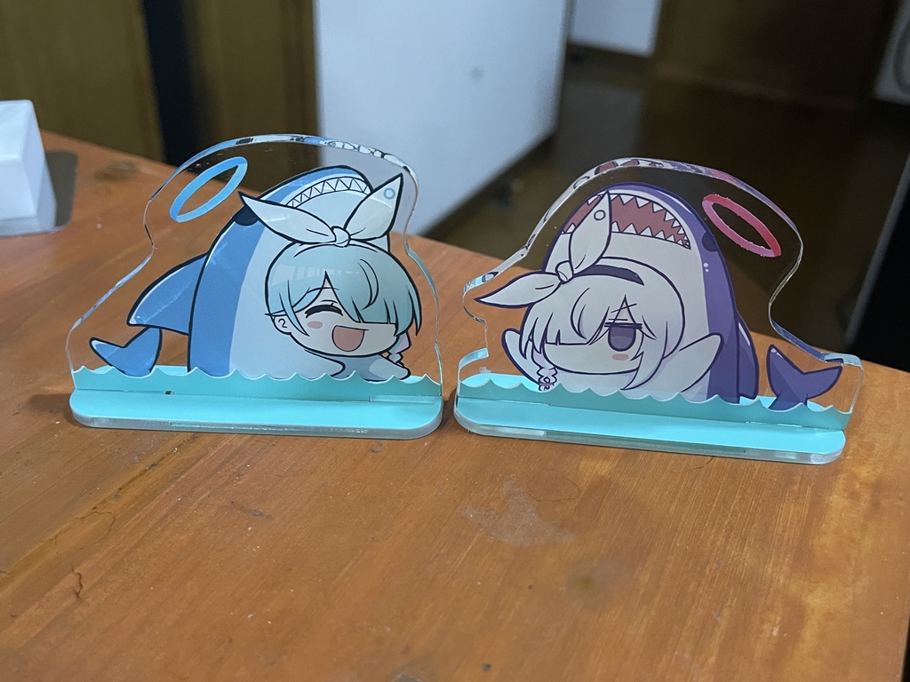 あろぷらシャークアクスタ（ステッカー付）