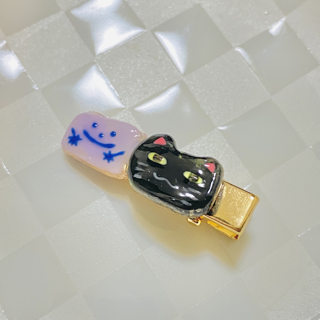 ヘアクリップ　イシダとロト