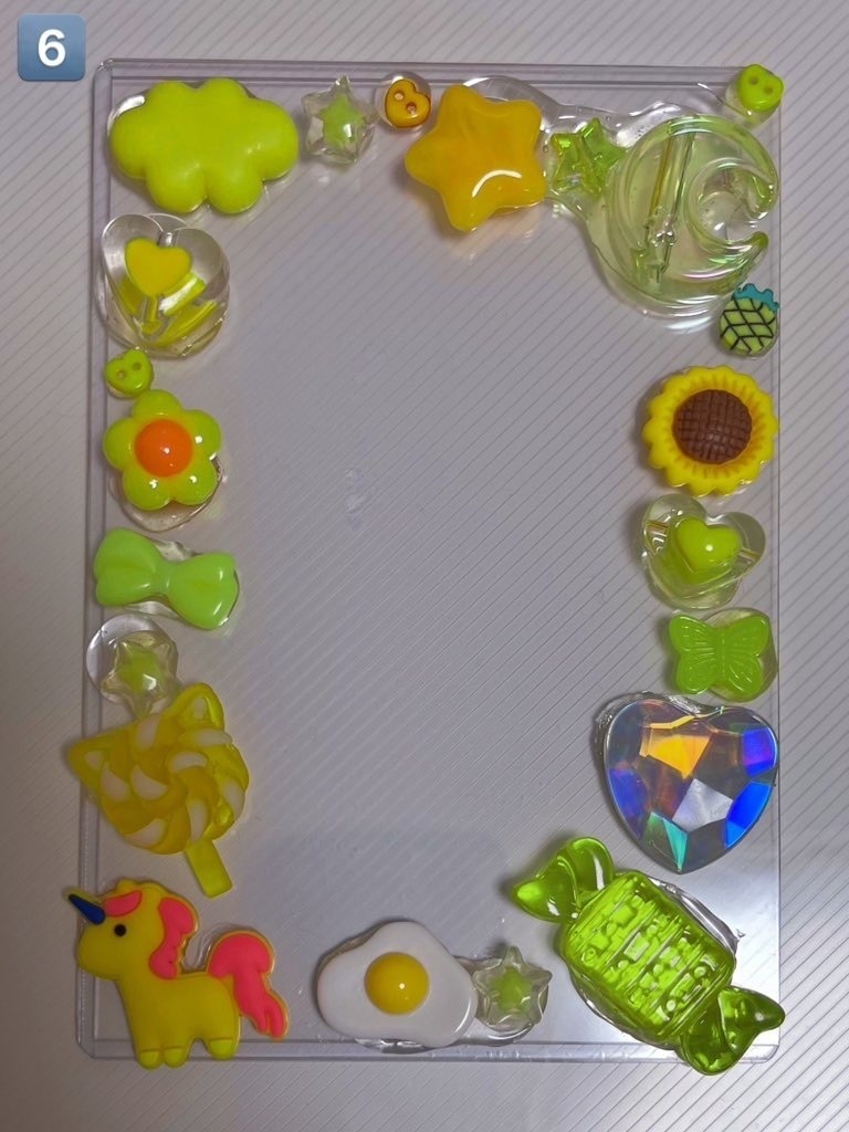 デコ硬質カードケース