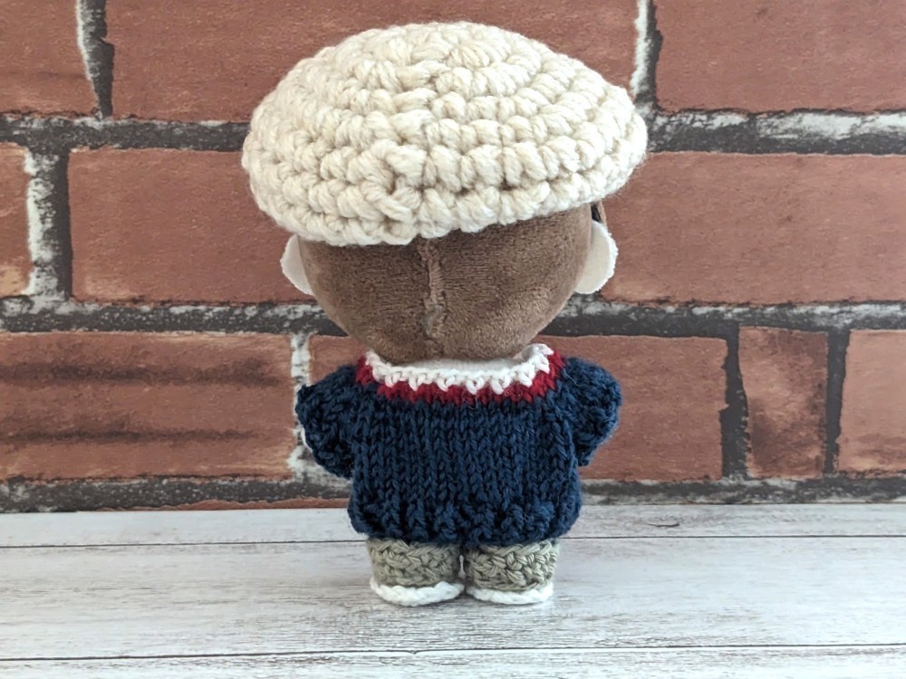 10-11cmぬい用 チルデン風Vネックニット