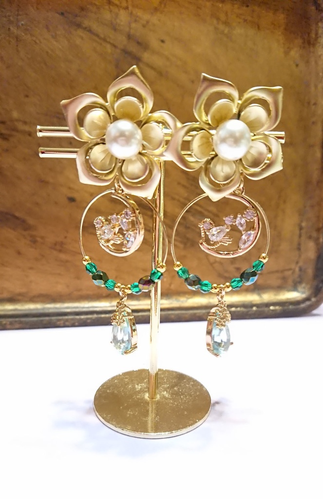 第五人格　庭師・怪鳥イメージイヤリング