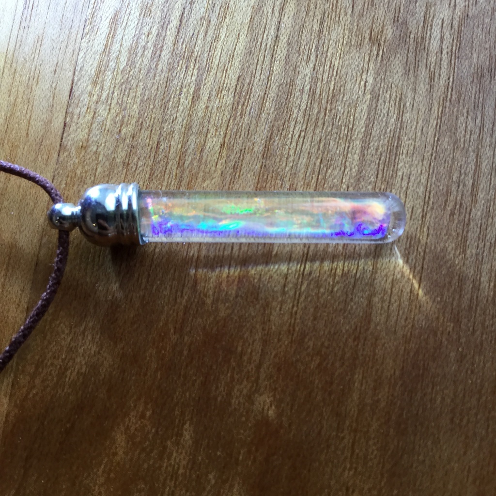 O-178:不思議の品「虹の結晶」