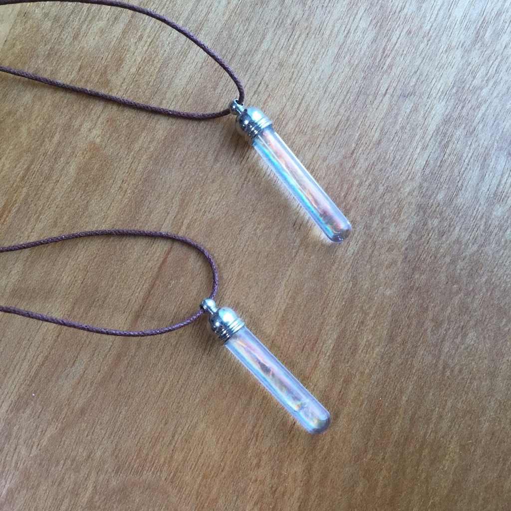 O-178:不思議の品「虹の結晶」