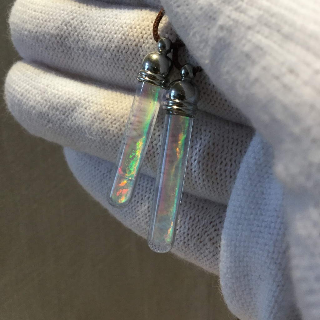 O-178:不思議の品「虹の結晶」