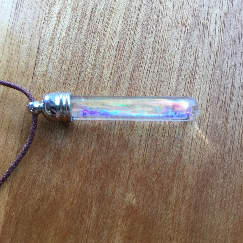 O-178:不思議の品「虹の結晶」