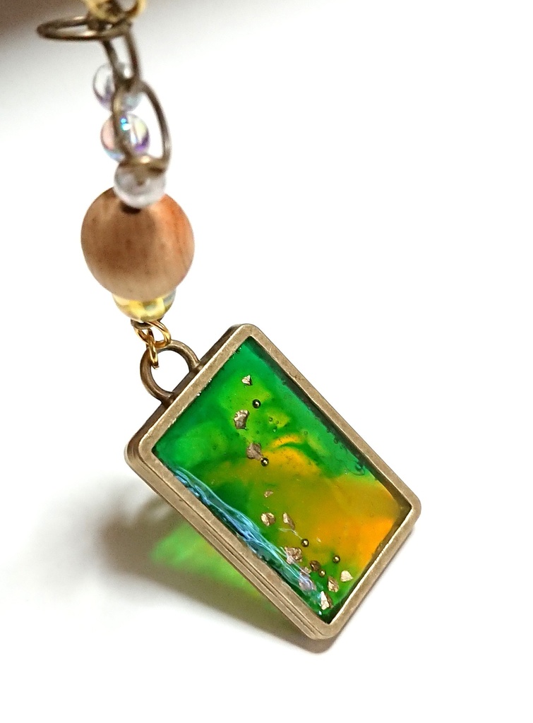 木漏れ日の絵画