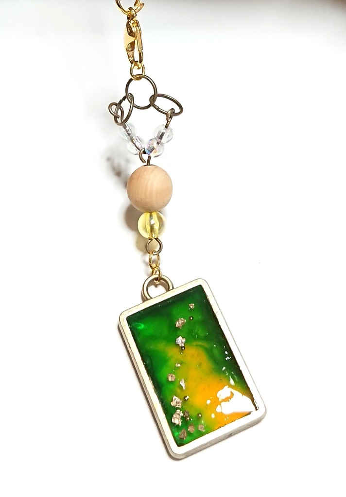 木漏れ日の絵画