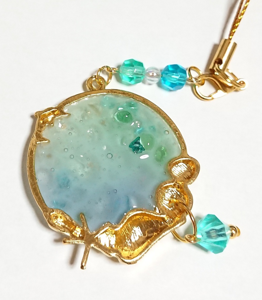 テリトリーを裂く一筋の救い道