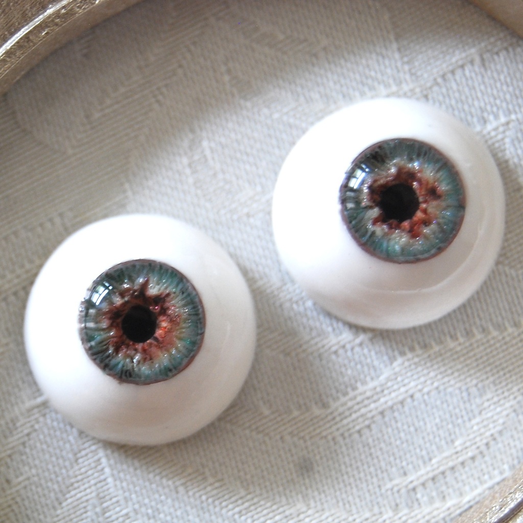 18mm/9mm【グリーン系】ドールアイ