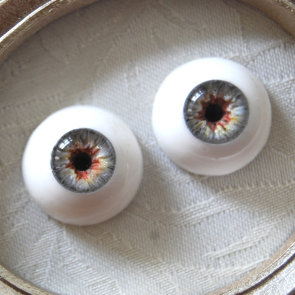 18mm/9mm【グレー系】ドールアイ
