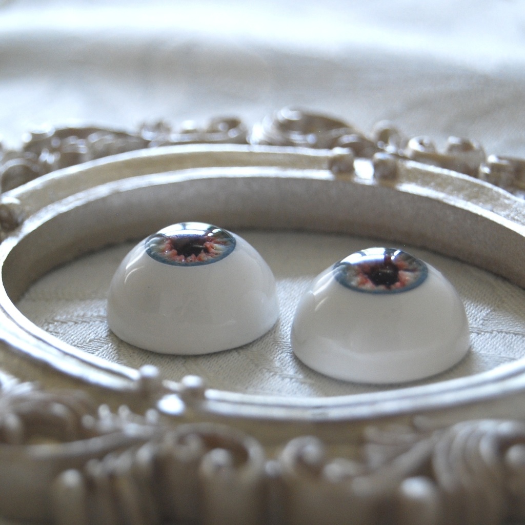 18mm/9mm【ブルー系】ドールアイ
