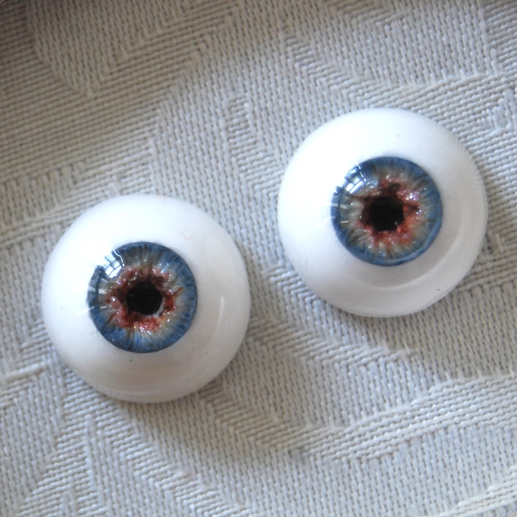 14mm/7mm【ブルー系】ドールアイ