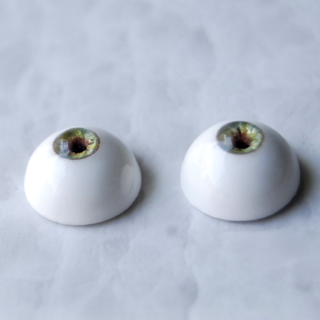 16mm/6mm虹彩小【グリーン】ドールアイ レジンアイ