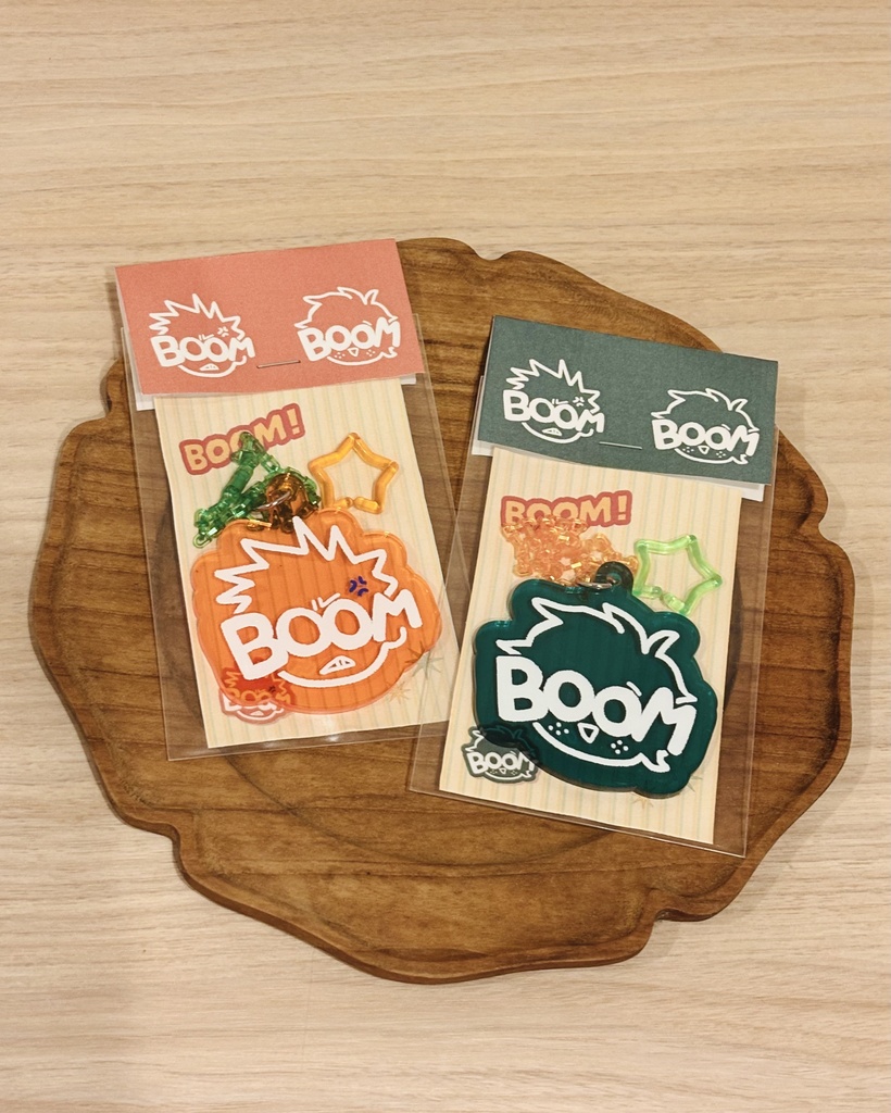 BOOMアクキー