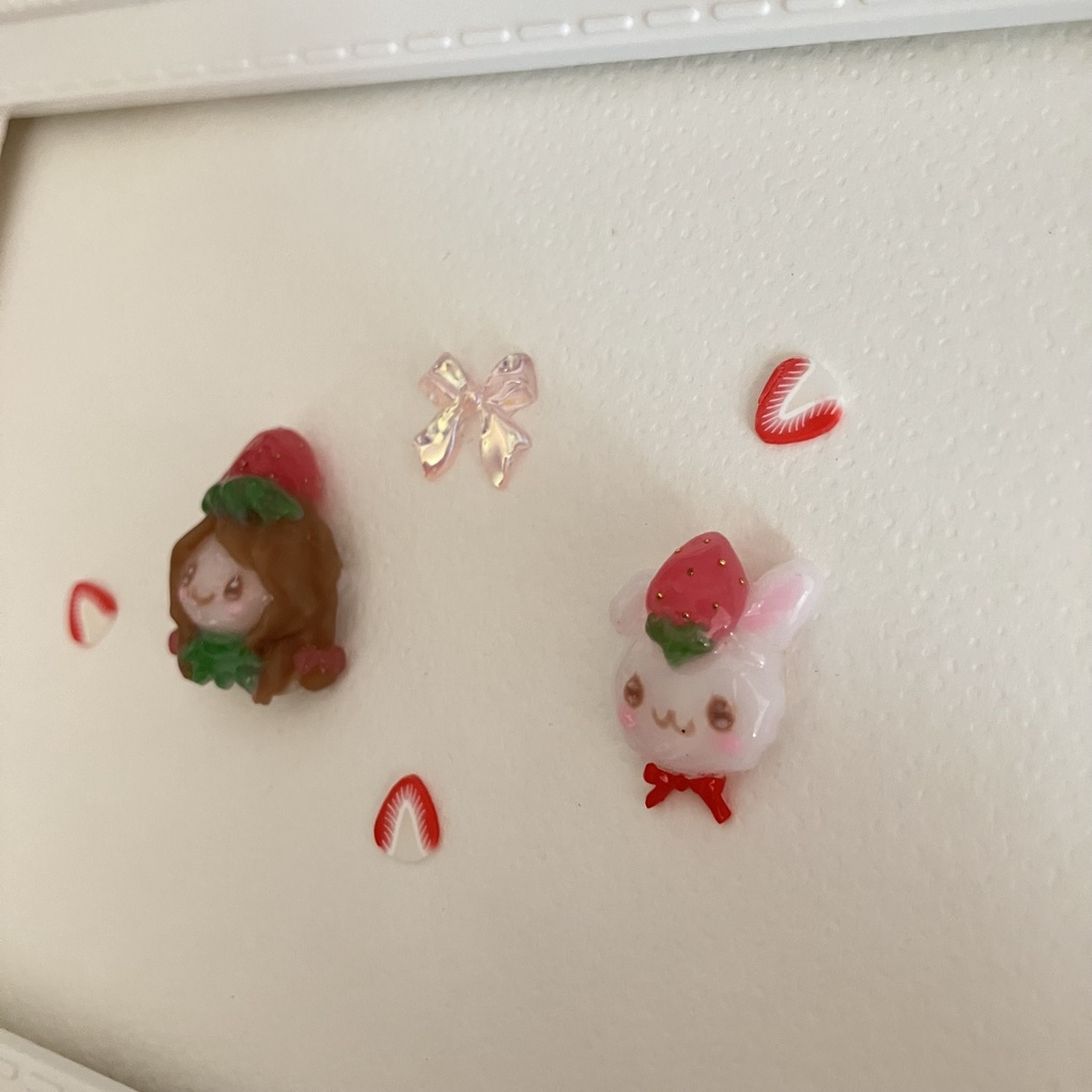 いちごちゃん&いちごうさぎちゃんの3Dネイルパーツセット(おまけパーツ付き)(՞>⩊<՞)