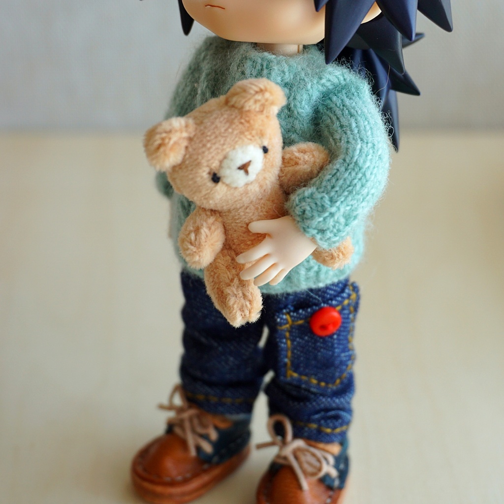 小さいクマのぬいぐるみ