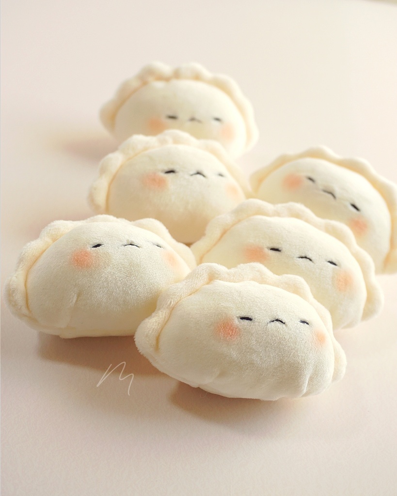 水餃子のぬいぐるみ(むー顔)