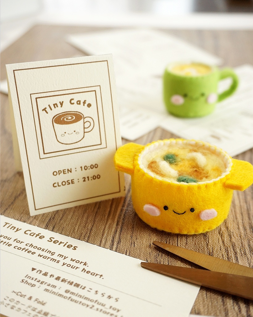 羊毛フェルトのピンクッション(カフェメニュー)