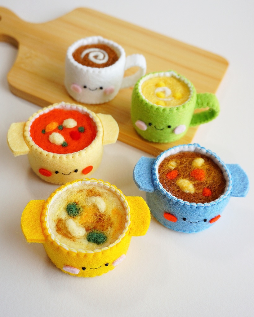 羊毛フェルトのピンクッション(カフェメニュー)