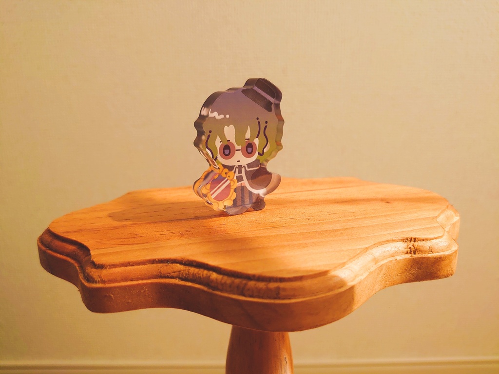 透明アクリルスタンド